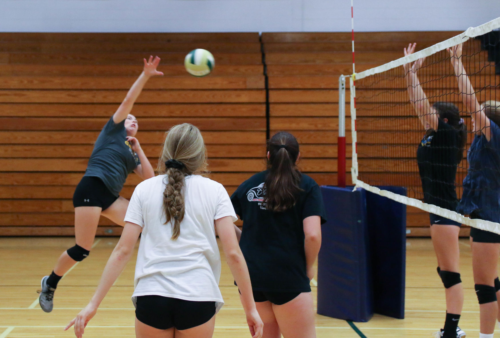 PC GMS Volleyball Camp-58.jpg